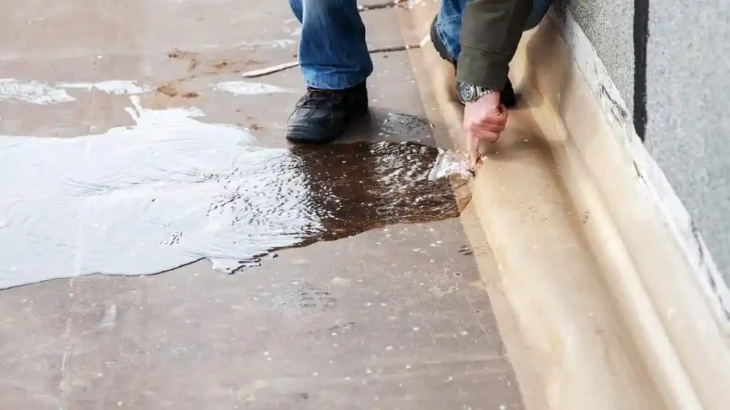 how much does it cost to repair a slab leak​