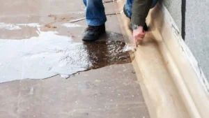 how much does it cost to repair a slab leak​