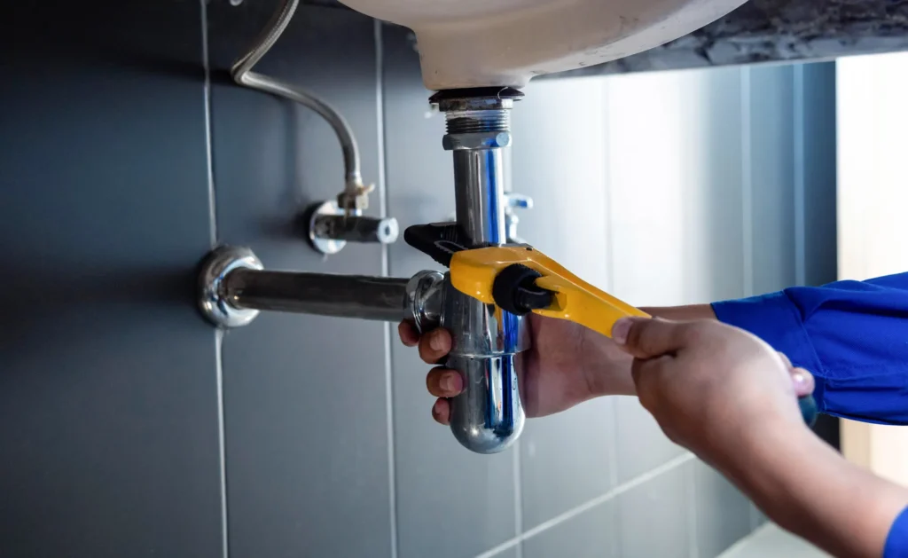 what is considered a plumbing emergency