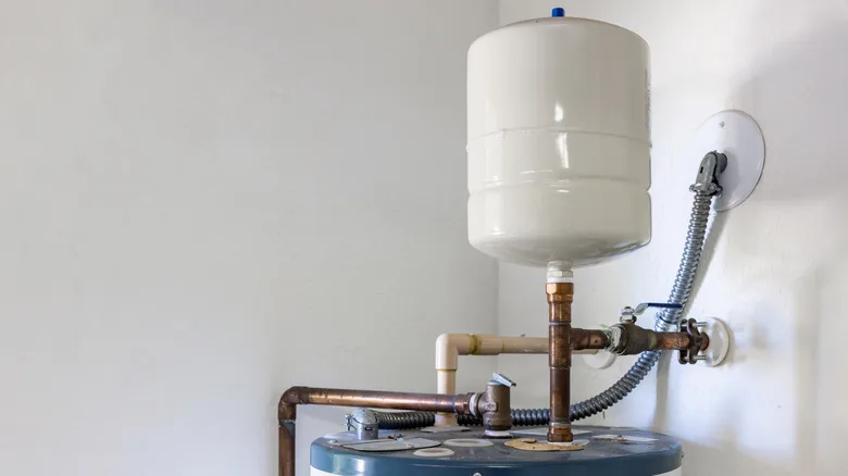 what is an expansion tank