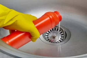 is drain cleaner bad for pipes