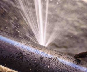 how much to fix burst pipe